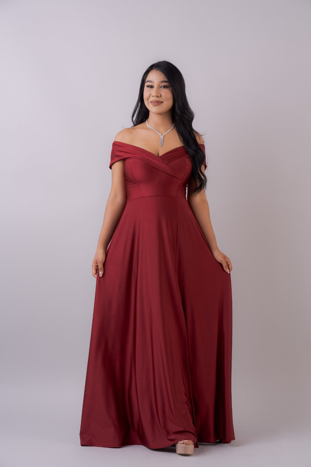 Vestido Largo con Solapa Corte Princesa