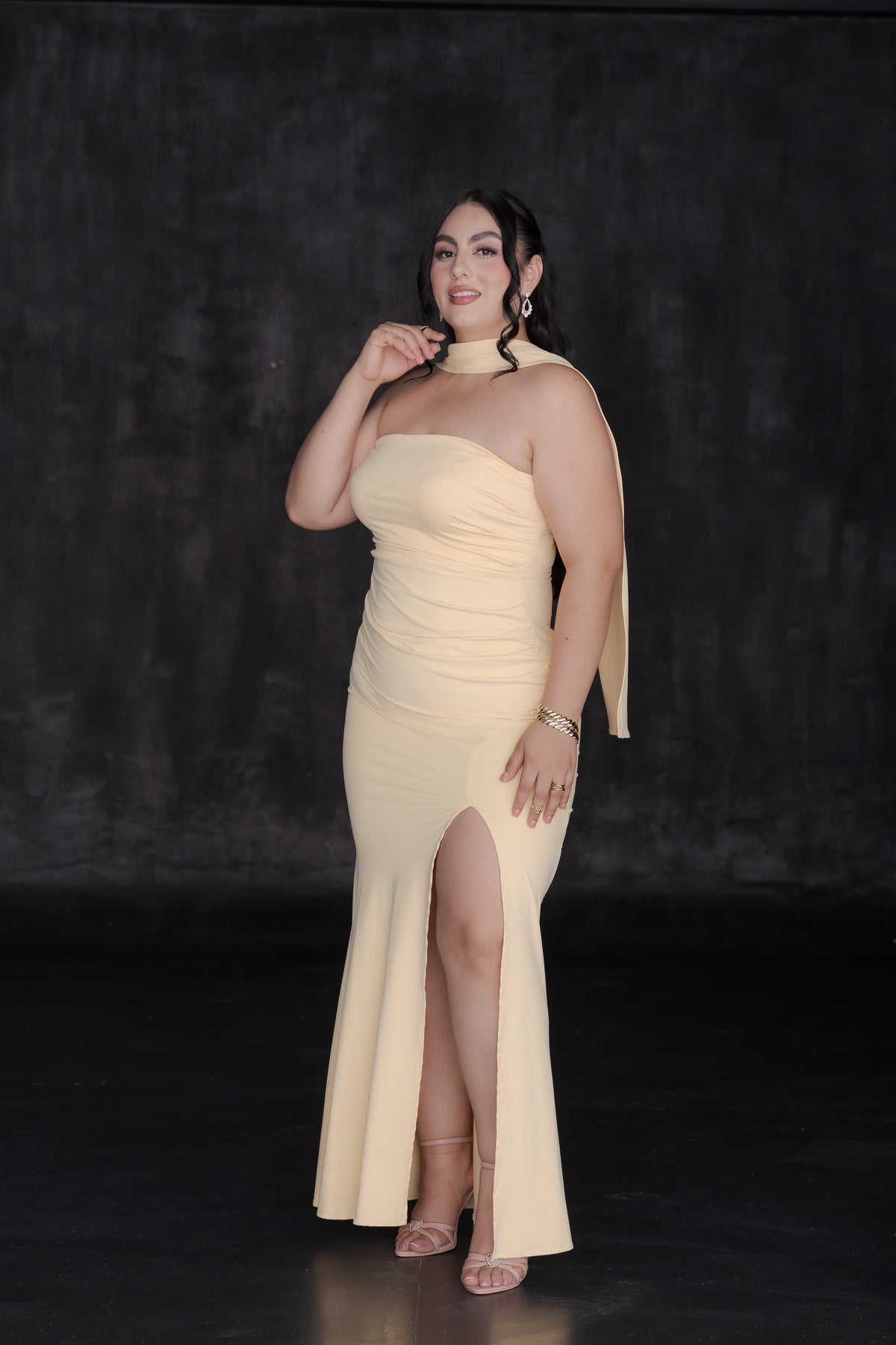 Vestido Largo Strapless de Gala con Mascada