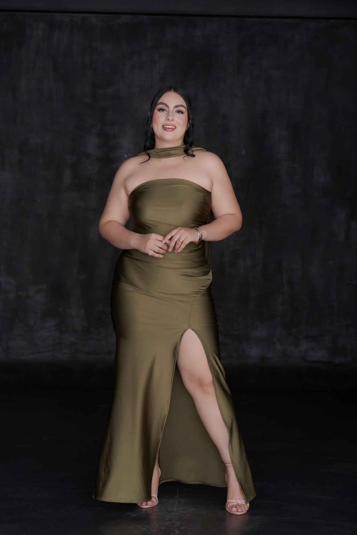 Vestido Largo Strapless de Gala con Mascada