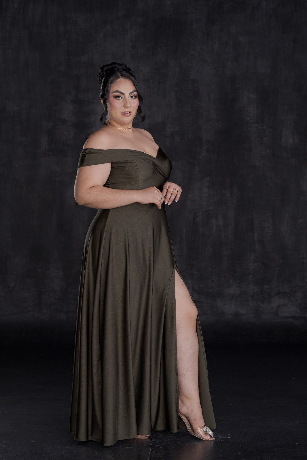 Vestido Largo con Solapa Corte Princesa