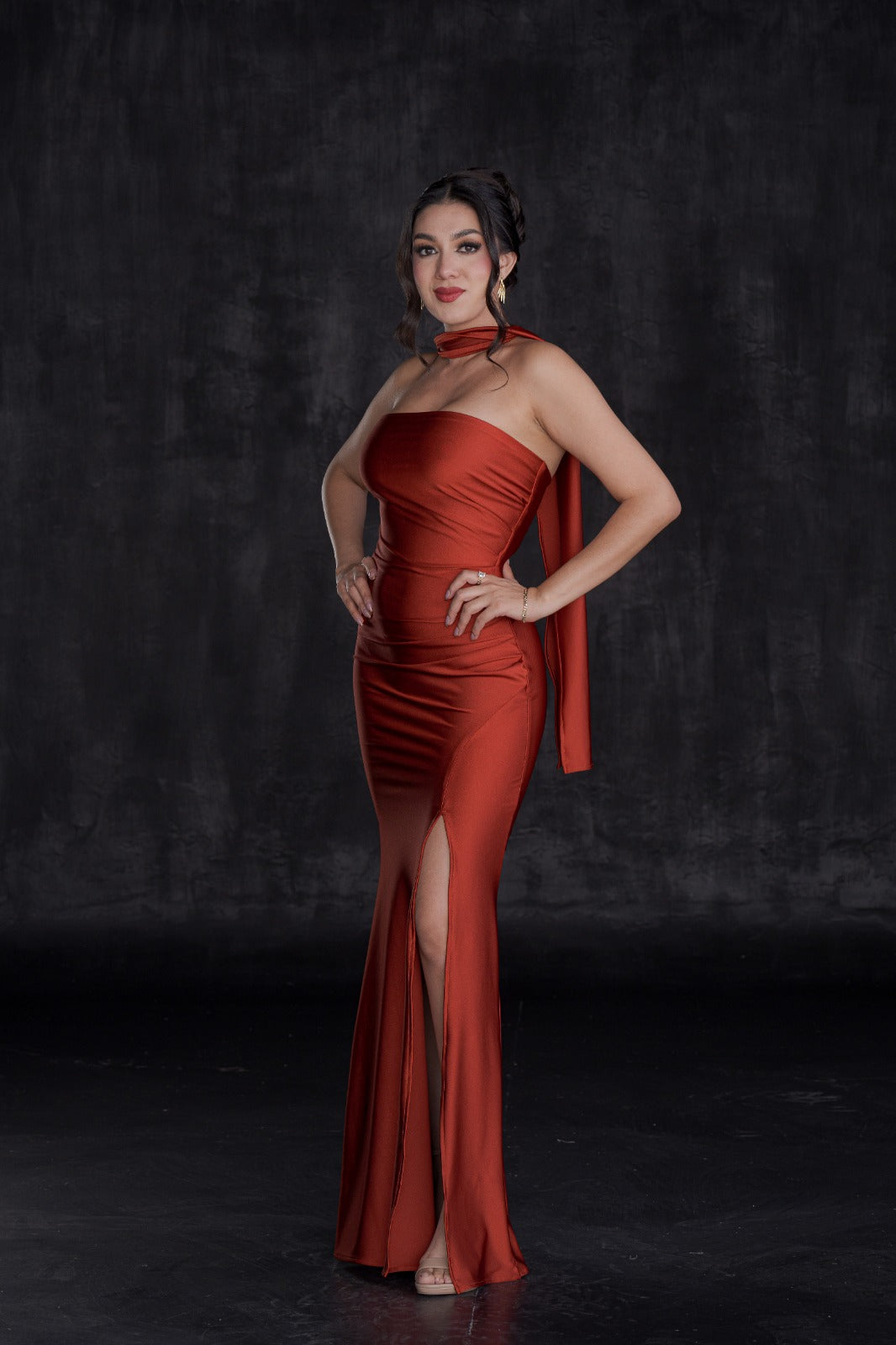 Vestido Largo Strapless de Gala con Mascada