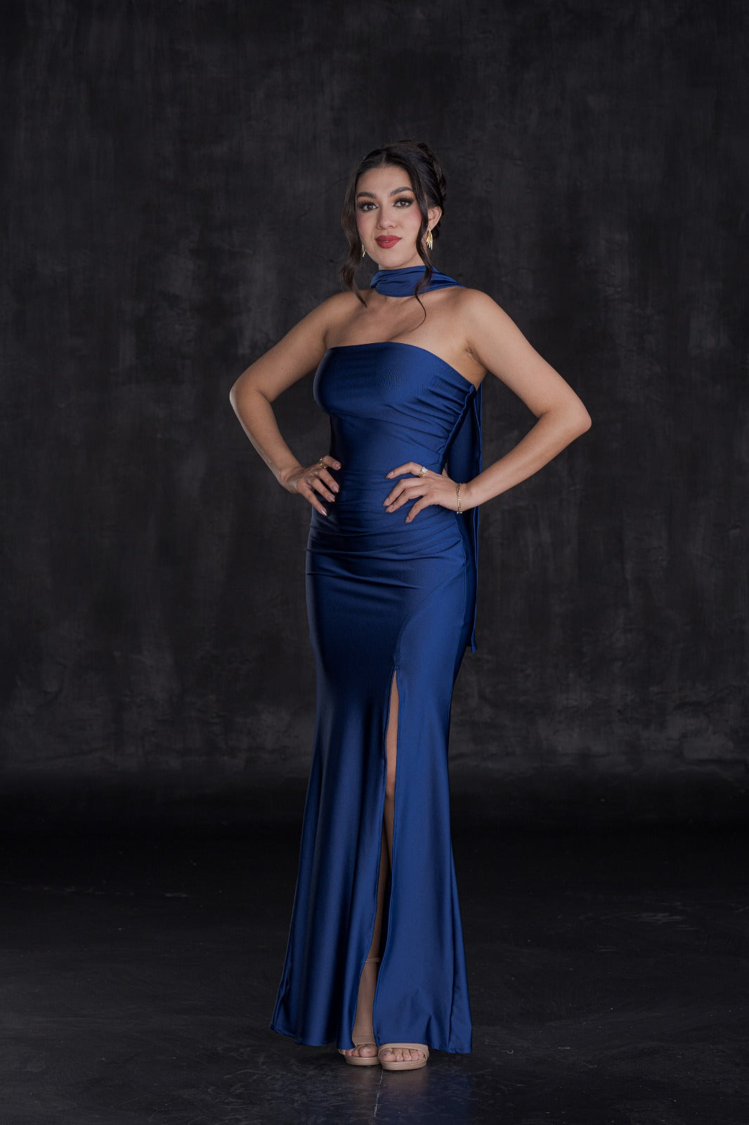 Vestido Largo Strapless de Gala con Mascada