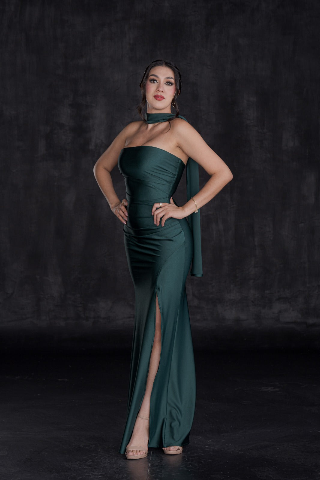 Vestido Largo Strapless de Gala con Mascada