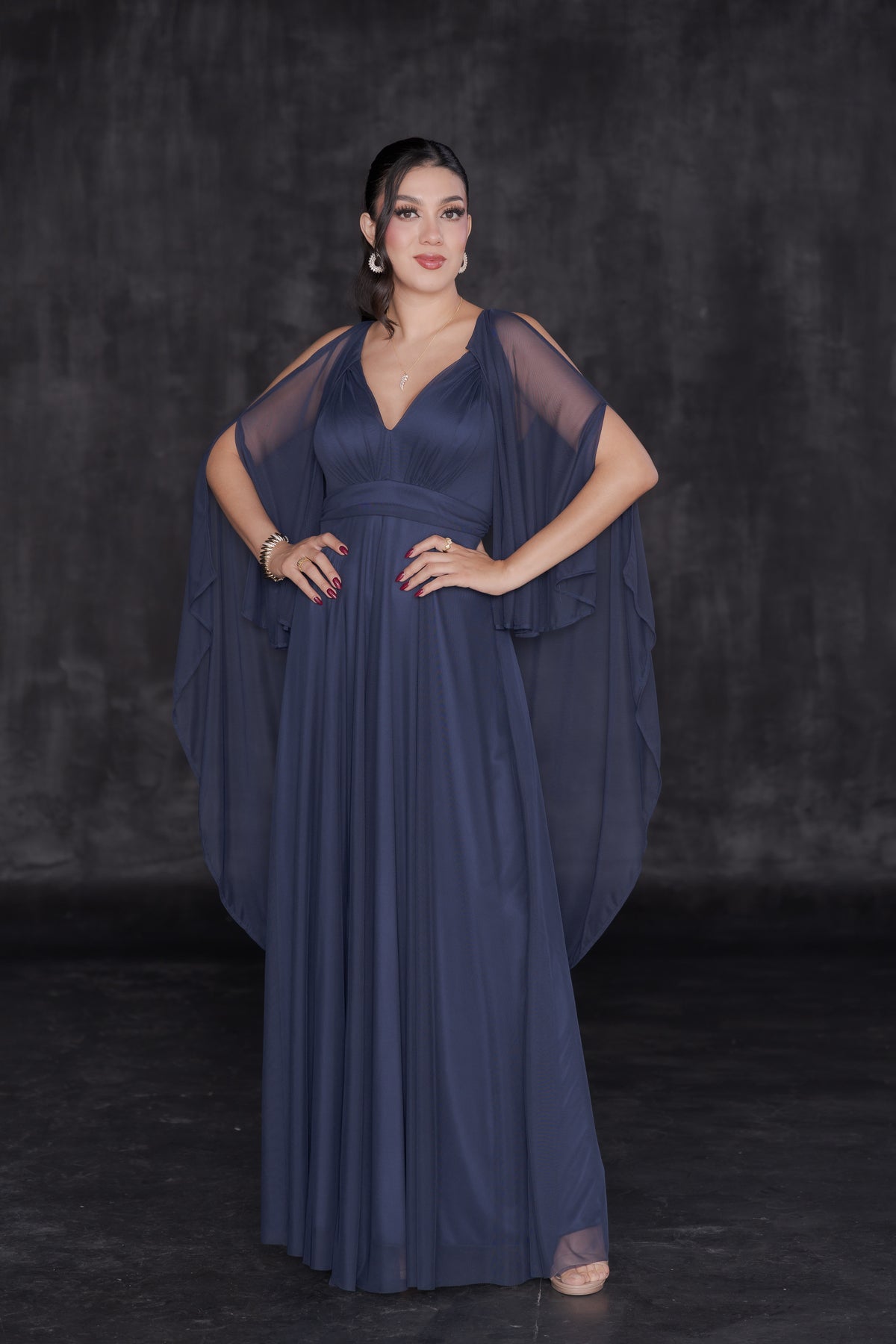 Vestido Largo de Gala Mesh Con Capa
