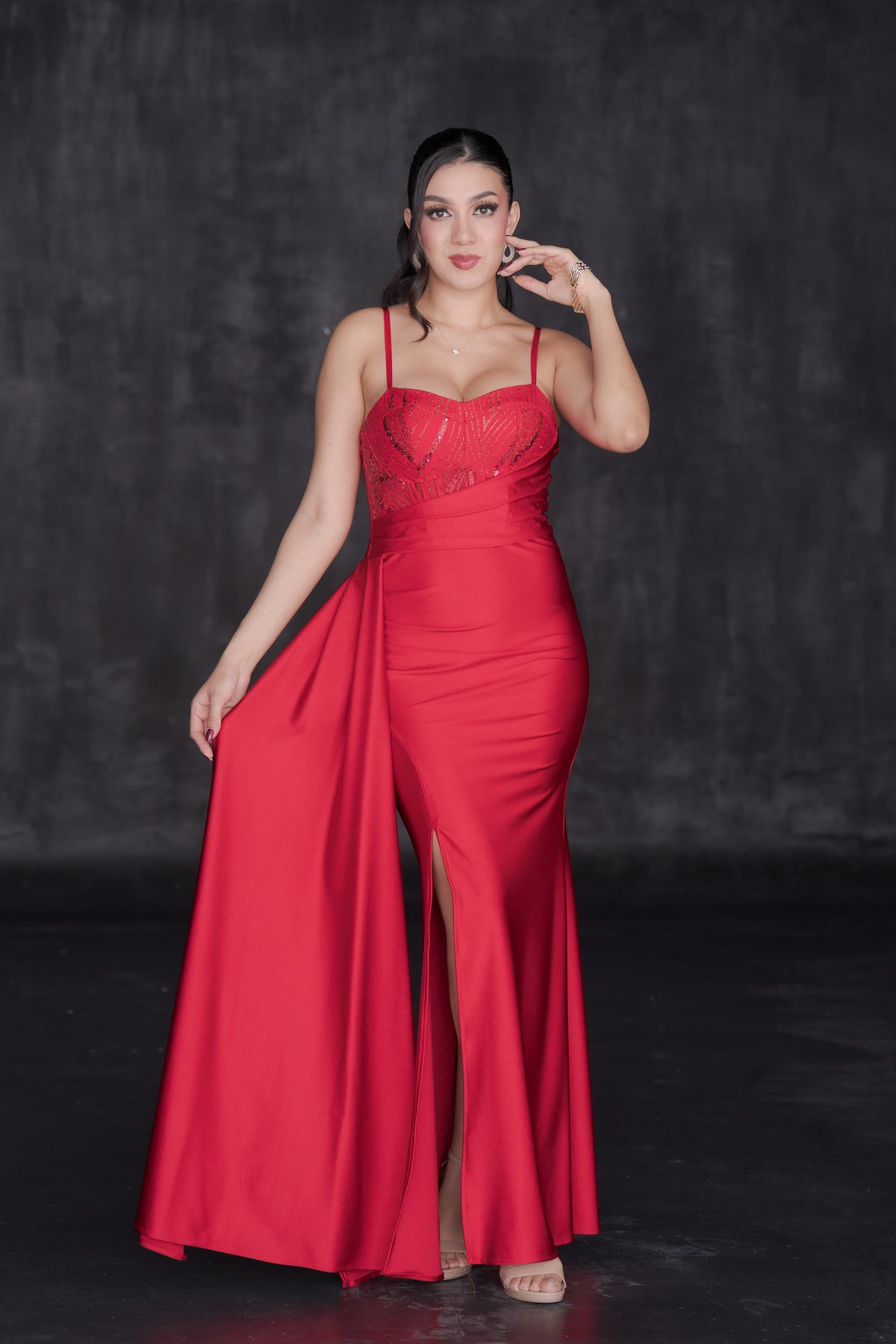 Vestido Elegante Top Lentejuela y Falda Satín